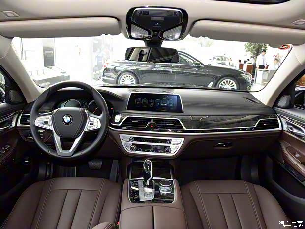 寶馬(進(jìn)口) 寶馬7系新能源 2018款 740Le xDrive