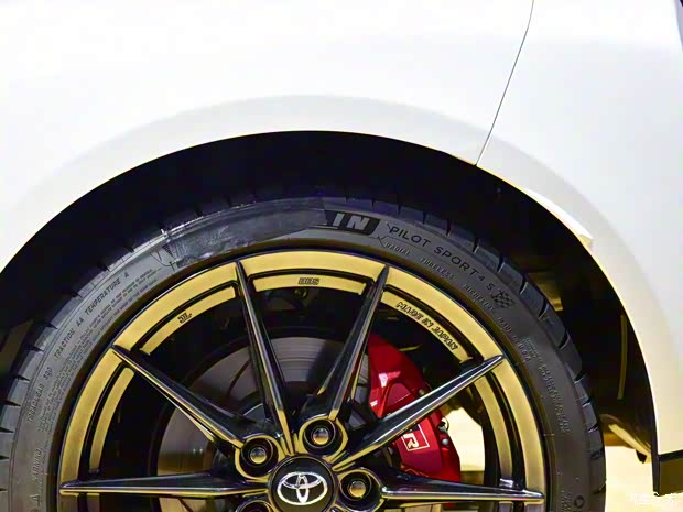 豐田(進(jìn)口) YARiS(海外) 2020款 GR YARiS 日本版