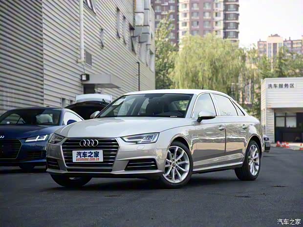 一汽-大眾奧迪 奧迪A4L 2018款 30周年年型 45 TFSI quattro 運(yùn)動(dòng)型