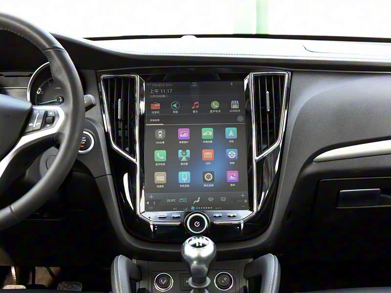 众泰SR7 2016款 1.5T 手动魔方之心版 328364