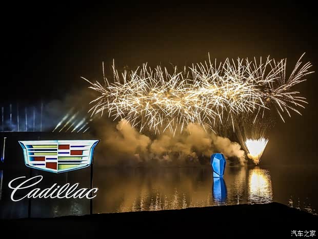 上汽通用凯迪拉克 凯迪拉克XT5 2016款 28T 四驱铂金版