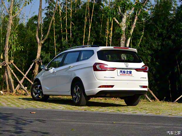 上汽通用五菱 寶駿310W 2017款 1.5L 手動豪華型