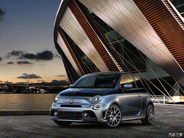菲亚特(进口) 菲亚特500 2017款 Abarth 695 Rivale 175 Anniversary edition 菲亚特(进口) 菲亚特500 2017款 Abarth 695 Rivale 175 Anniversary edition