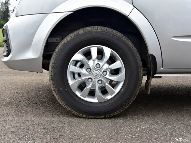 上汽大通 上汽大通V80 2018款 AMT商杰