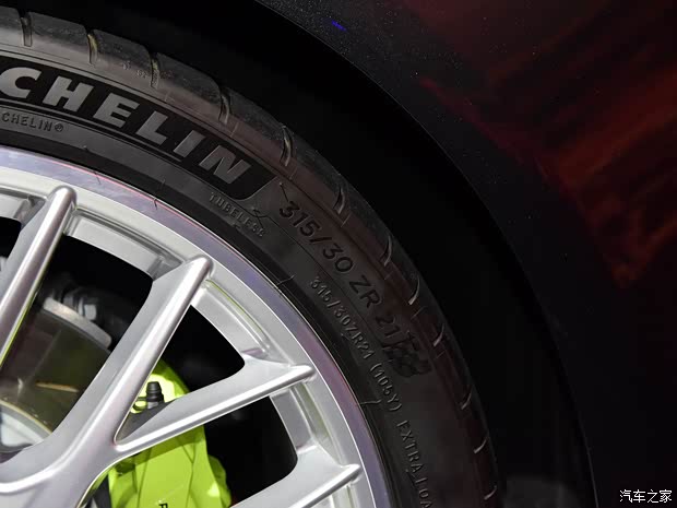 保時捷 Panamera 2017款 Panamera 4 E-Hybrid 行政加長版 2.9T