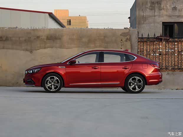 上汽集团 名爵6 2017款 20T 自动尊享互联网版 上汽集团 名爵6 2017款 20T 自动尊享互联网版