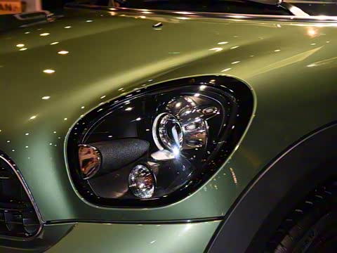 2016款 1.6T COOPER ALL4 Fun装备控 2016款 1.6T COOPER ALL4 Fun装备控