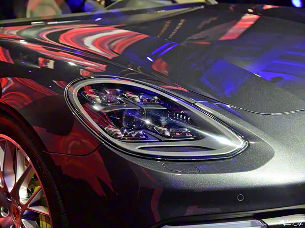 保時捷 Panamera 2017款 Panamera 4 E-Hybrid 行政加長版 2.9T