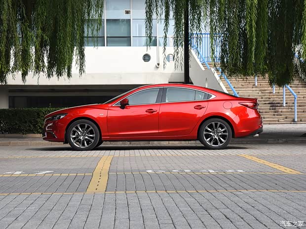 一汽马自达 阿特兹 2018款 2.5L 蓝天至尊版 一汽马自达 阿特兹 2018款 2.5L 蓝天至尊版