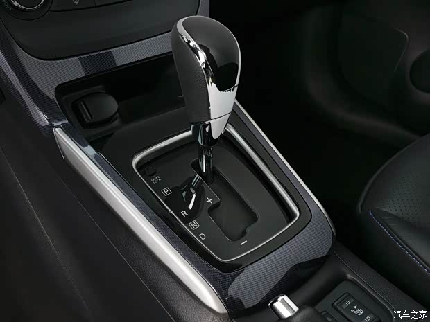 日產(chǎn)(進(jìn)口) Sentra 2017款 CVT基本型