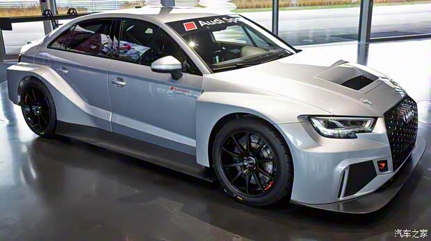 奥迪RS 奥迪RS 3 2017款 RS 3 LMS Racecar