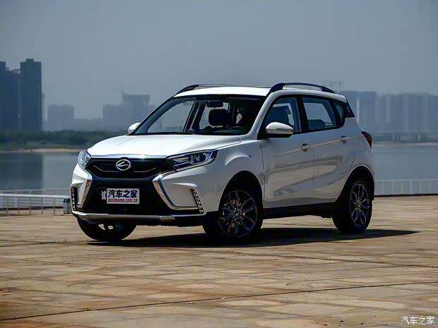 陆风汽车 陆风X2 2017款 1.6L 自动铂锐版