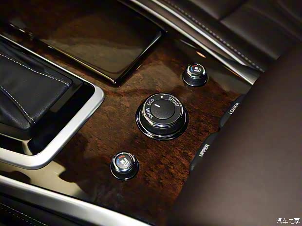 英菲尼迪(進(jìn)口) 英菲尼迪QX60 2016款 2.5T Hybrid 四驅(qū)全能版