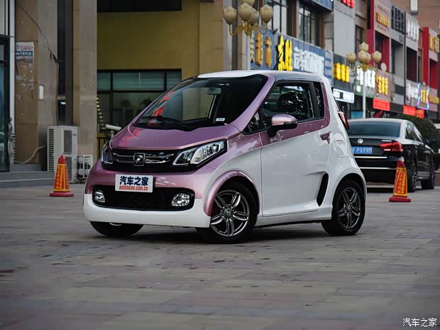 众泰汽车 众泰E200 2018款 天马座 众泰汽车 众泰E200 2018款 天马座