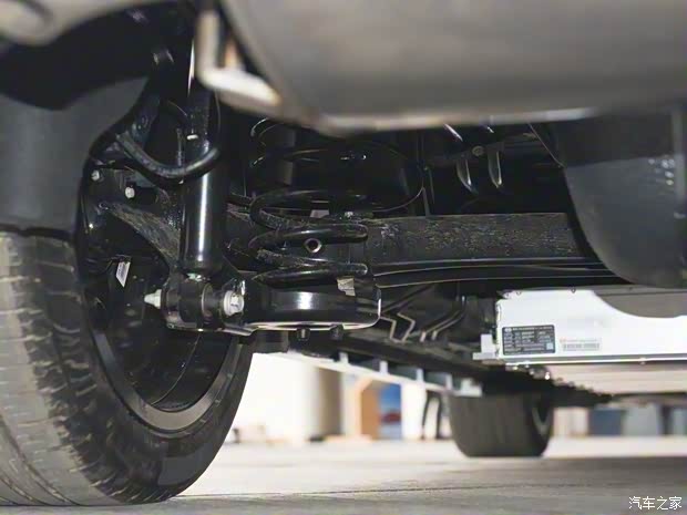 比亚迪 秦PLUS 2021款 DM 基本型