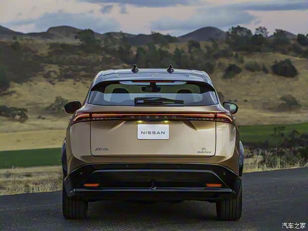 日产(进口) Ariya(海外) 2021款 SL e-4orce 美国版 日产(进口) Ariya(海外) 2021款 SL e-4orce 美国版