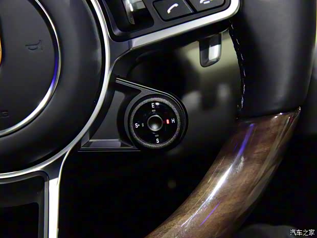 保時捷 Panamera 2017款 Panamera 4 E-Hybrid 行政加長版 2.9T