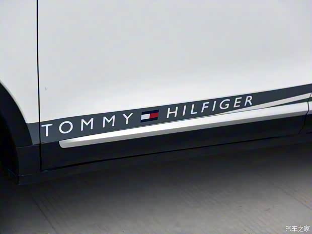 上汽集团 名爵ZS 2017款 1.5L 自动Tommy Hilfiger限量版