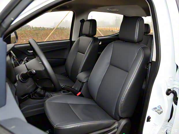 江西五十铃 瑞迈 2016款 2.8T两驱超豪华款JE493ZLQ4CA