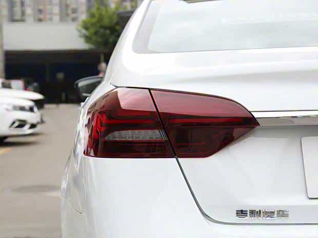 吉利汽车 帝豪 2021款 UP 1.5L CVT向上版