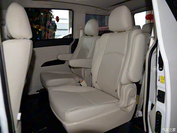 野马汽车 斯派卡 2017款 1.5L 手动豪华型