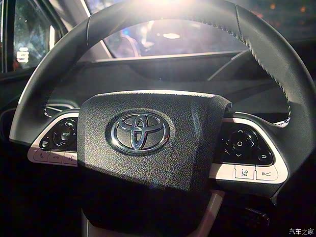 豐田(進(jìn)口) 普銳斯(海外) 2016款 基本型