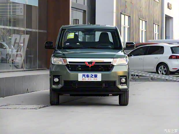 上汽通用五菱 五菱征途 2021款 1.5L开拓型LAR 上汽通用五菱 五菱征途 2021款 1.5L开拓型LAR