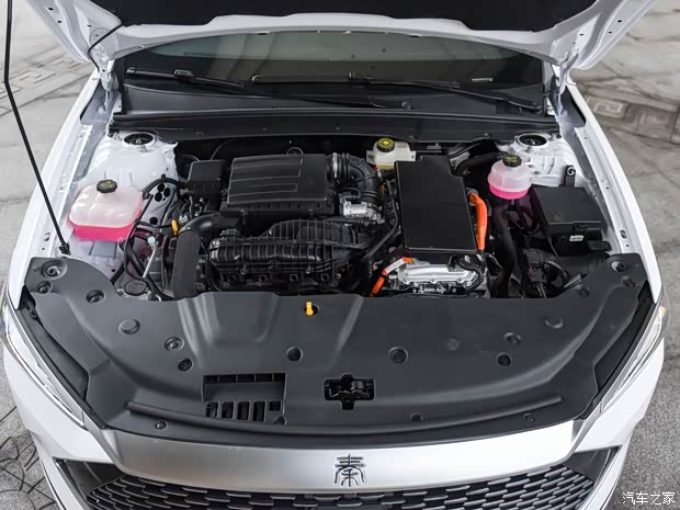 比亚迪 秦PLUS 2021款 DM 基本型