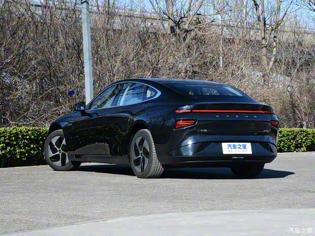 小鵬汽車 小鵬汽車P7 2020款 后驅(qū)超長續(xù)航智行版