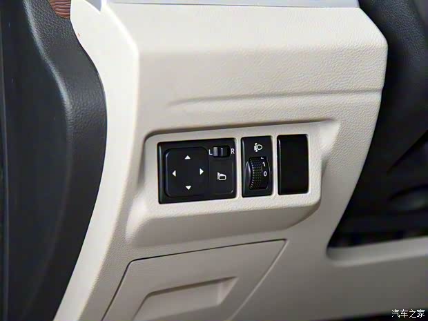 东风风行 菱智 2017款 M5 1.6L 舒适型 东风风行 菱智 2017款 M5 1.6L 舒适型