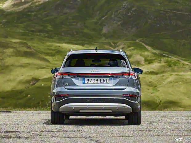 奧迪(進(jìn)口) 奧迪Q4新能源(進(jìn)口) 2021款 40 e-tron S line