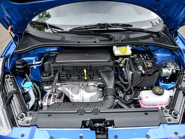 上汽集团 名爵3 2017款 1.5L 自动智联豪华版