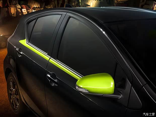 豐田(進口) 普銳斯(海外) 2016款 C Persona Series