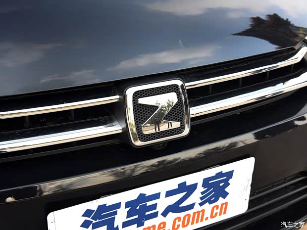 眾泰汽車 眾泰SR7 2016款 1.5T CVT魔方之心版