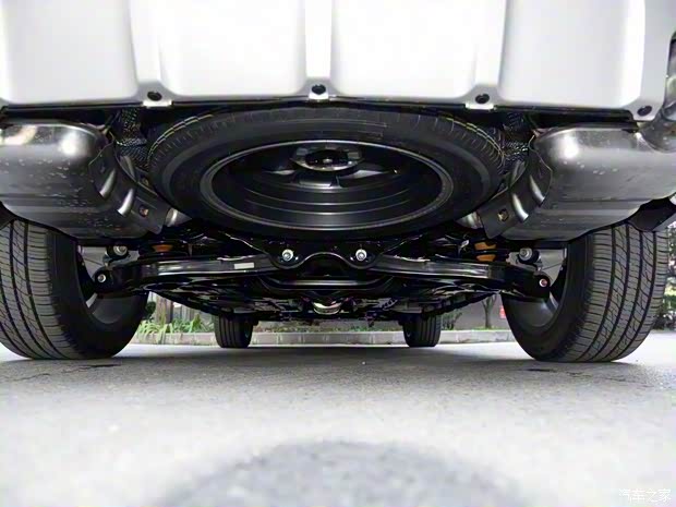 长城汽车 哈弗H7 2017款 蓝标H7L 2.0T 自动尊贵型 长城汽车 哈弗H7 2017款 蓝标H7L 2.0T 自动尊贵型