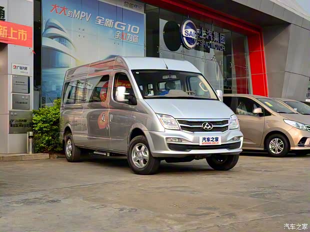 上汽大通 上汽大通V80 2017款 2.5T手動商杰版長軸中頂