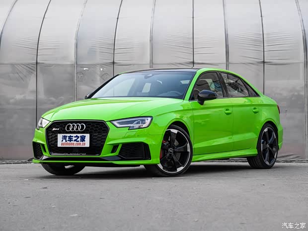 Audi Sport 奥迪RS 3 2017款 RS 3 2.5T Limousine Audi Sport 奥迪RS 3 2017款 RS 3 2.5T Limousine