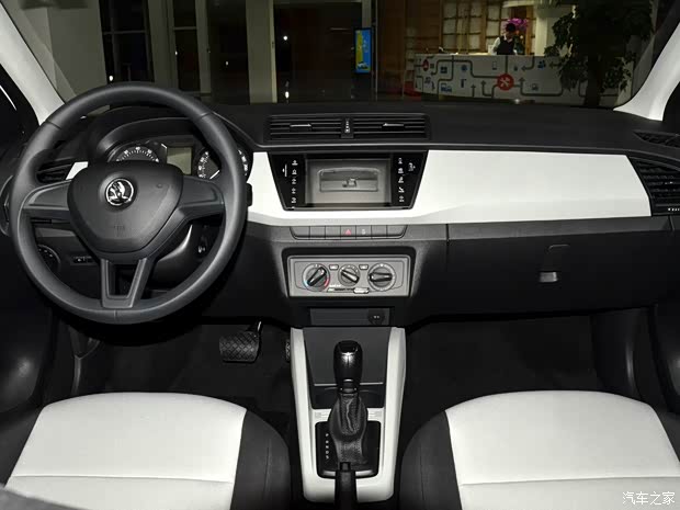 上汽大眾斯柯達(dá) 晶銳 2016款 1.4L 自動(dòng)車享版