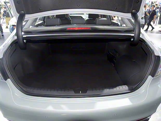 北京現(xiàn)代 索納塔九 2016款 2.0L hybrid