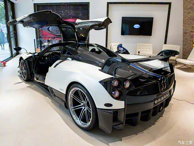 帕加尼 Huayra 2016款 BC 帕加尼 Huayra 2016款 BC