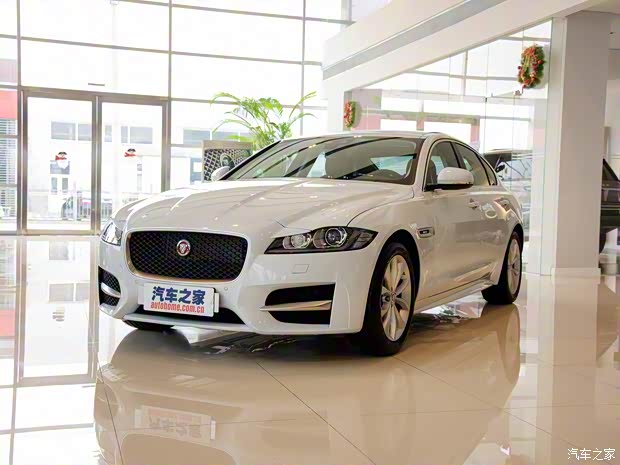 捷豹 捷豹XF 2016款 XF 2.0T 两驱R-Sport运动版