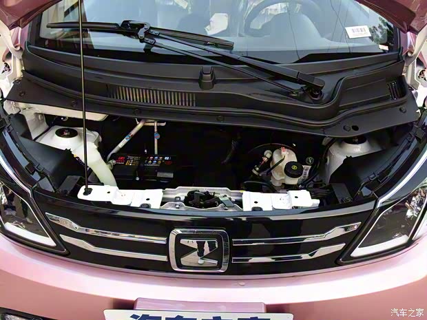 众泰汽车 众泰E200 2018款 天马座 众泰汽车 众泰E200 2018款 天马座