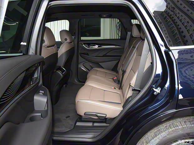 上汽通用别克 昂科旗 2022款 28T 四驱尊享旗舰型