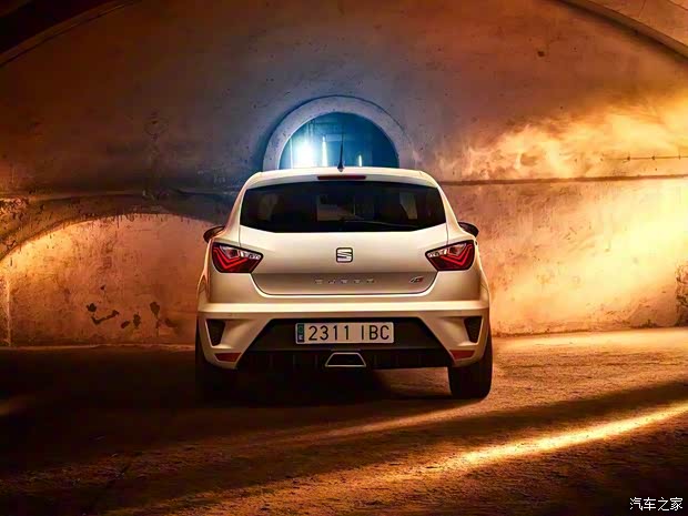 西雅特 伊比颯Ibiza 2016款 Cupra