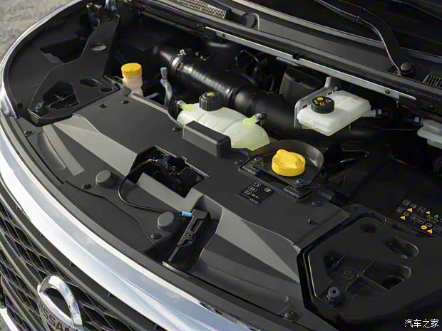 日产(进口) 日产NV300 2021款 Combi 欧洲版 日产(进口) 日产NV300 2021款 Combi 欧洲版