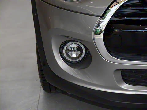 2021款 1.5T COOPER 艺术家 五门版 2021款 1.5T COOPER 艺术家 五门版