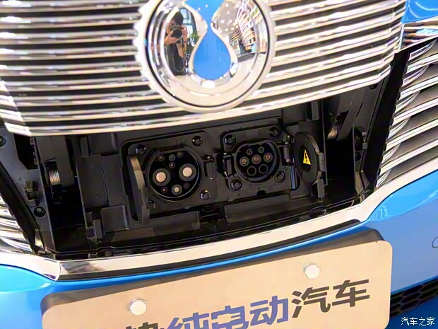 比亚迪戴姆勒 腾势 2016款 尊贵版