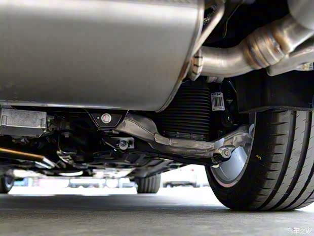 沃爾沃(進(jìn)口) 沃爾沃S90 2016款 2.0T T6 AWD智尊版