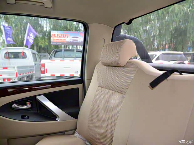 江淮汽車 瑞鈴 2015款 2.5T V5 限量版 兩驅(qū)大雙排4B2-95C43