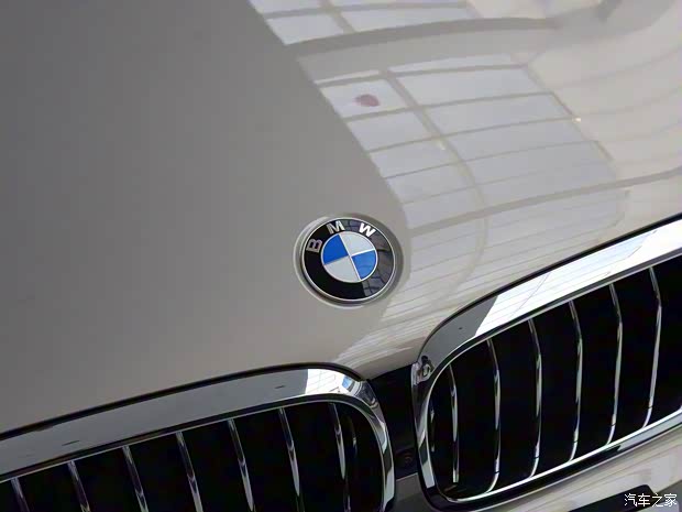 華晨寶馬 寶馬5系 2018款 530Li 尊享型 豪華套裝 華晨寶馬 寶馬5系 2018款 530Li 尊享型 豪華套裝